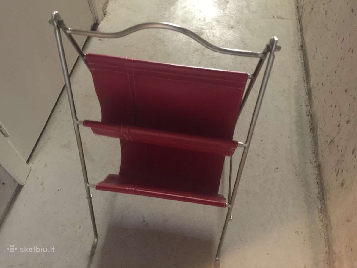 Raudonas odinis žurnalu stovas 25€ - nuotraukos Nr. 3