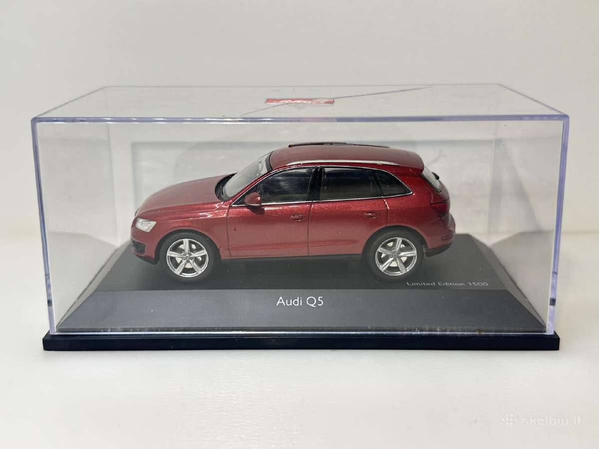Audi Q5 2012 raudona 1:43 Schuco - nuotraukos Nr. 2