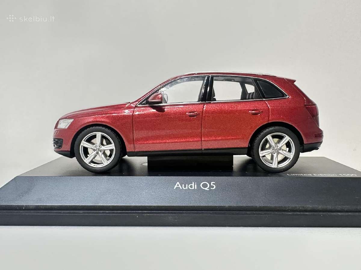 Audi Q5 2012 raudona 1:43 Schuco - nuotraukos Nr. 4