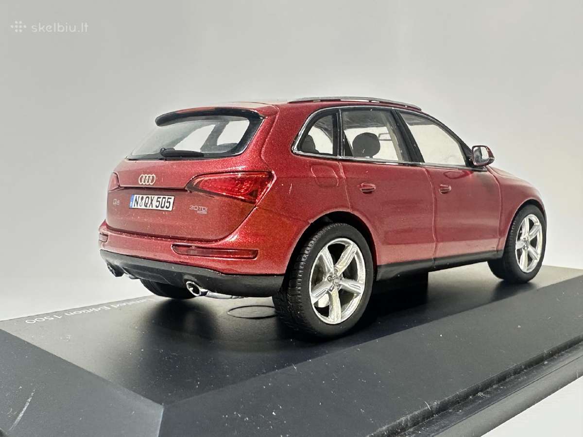 Audi Q5 2012 raudona 1:43 Schuco - nuotraukos Nr. 5