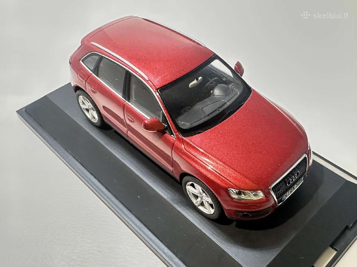 Audi Q5 2012 raudona 1:43 Schuco - nuotraukos Nr. 6