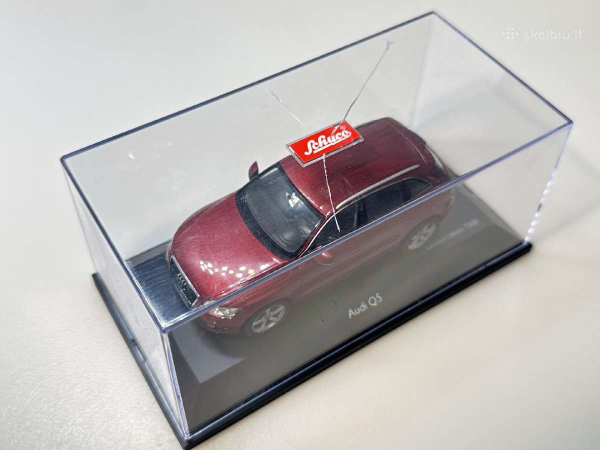 Audi Q5 2012 raudona 1:43 Schuco - nuotraukos Nr. 7