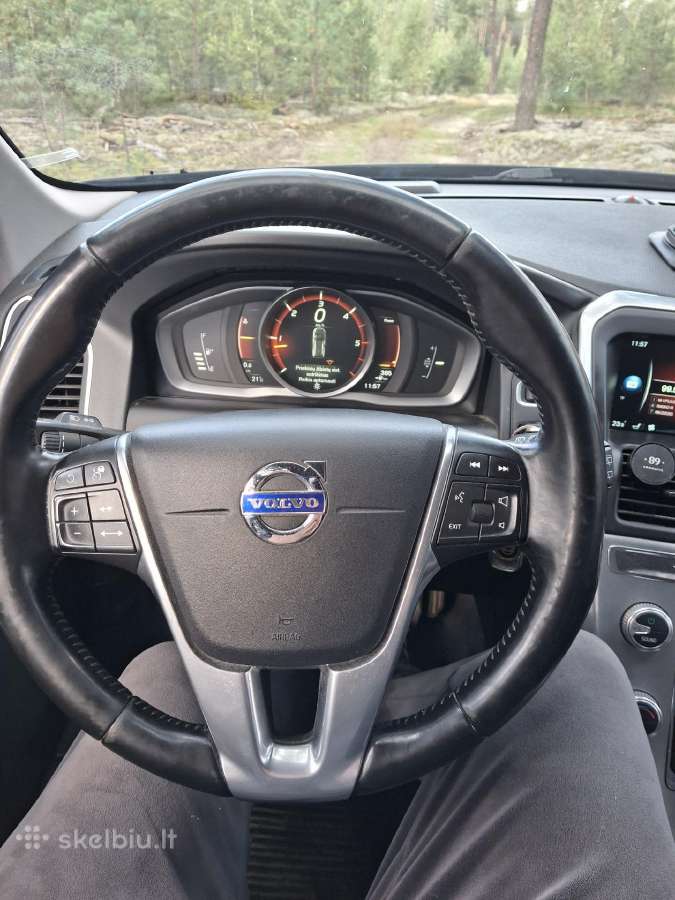 Parduodamas geros būklės Volvo XC60 - nuotraukos Nr. 4