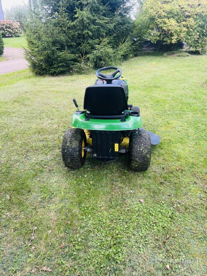Sodo traktoriukas John Deere L105 Skubiai - nuotraukos Nr. 6