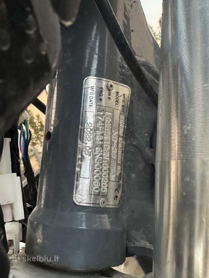 Asix 300cc - nuotraukos Nr. 2