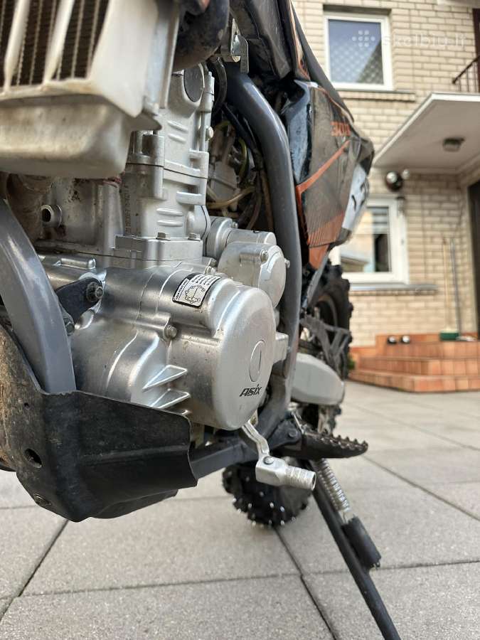 Asix 300cc - nuotraukos Nr. 3