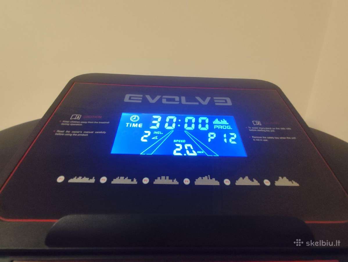 Parduodamas Evolve elektrinis bėgimo takelis. - nuotraukos Nr. 6