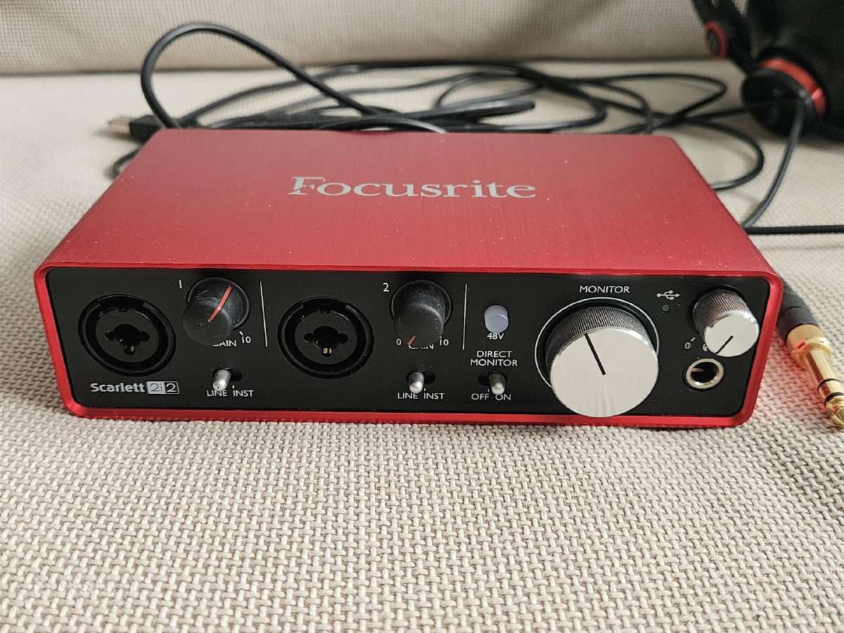 Focusrite Scarlett 2i2 Studio bundle 2nd gen - nuotraukos Nr. 2