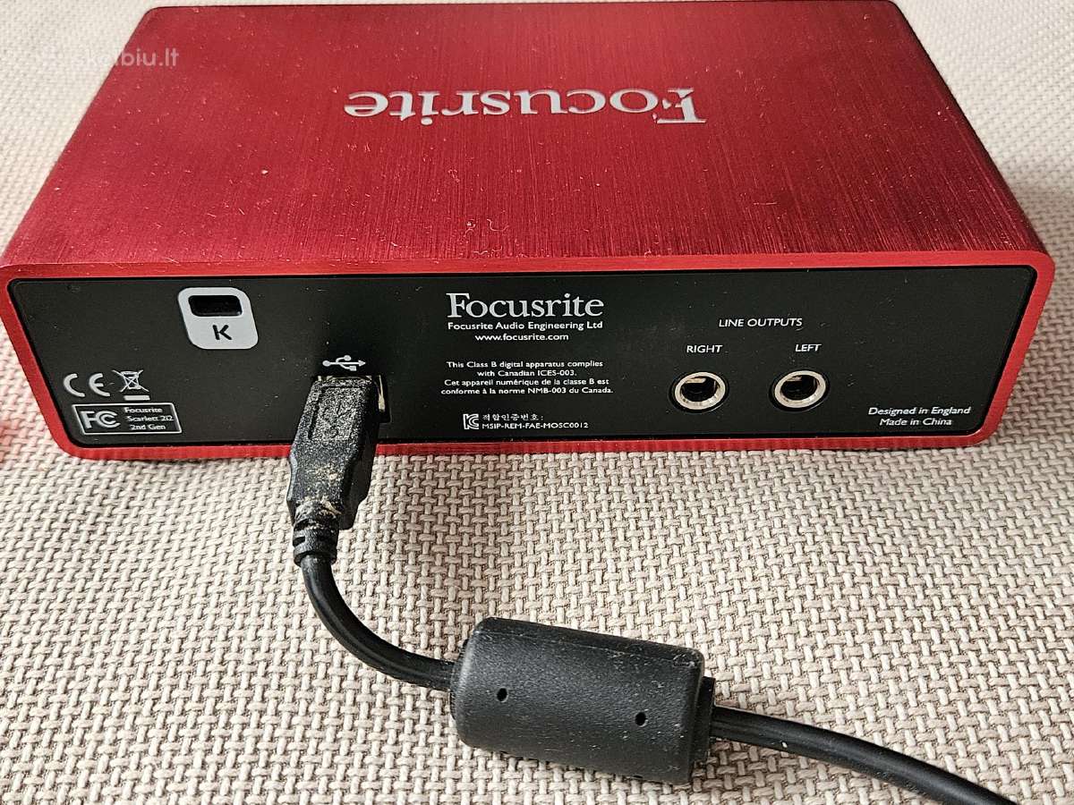 Focusrite Scarlett 2i2 Studio bundle 2nd gen - nuotraukos Nr. 3