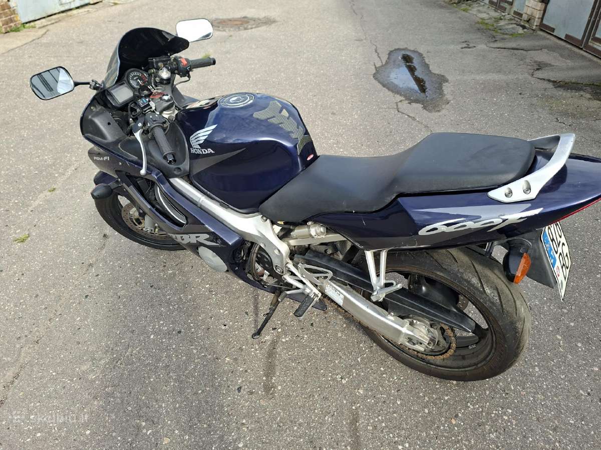 Parduodu Honda cbr600f - nuotraukos Nr. 3