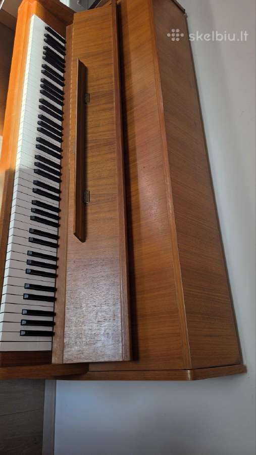 Čekiškas akustinis pianinas Rösler (Petrof gamyba) - nuotraukos Nr. 5