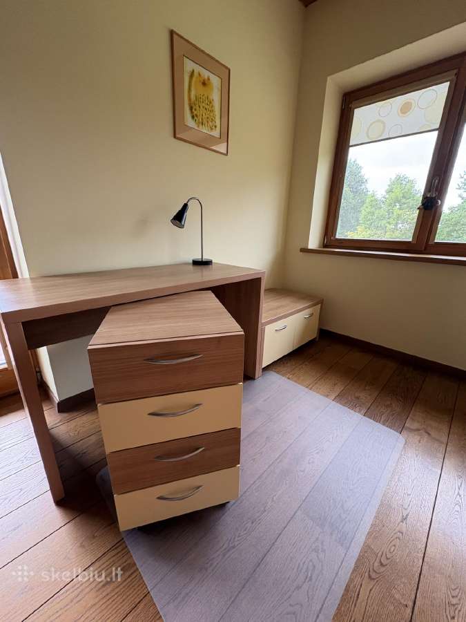 Rašomasis stalas su stalčiais ir spintele - nuotraukos Nr. 2