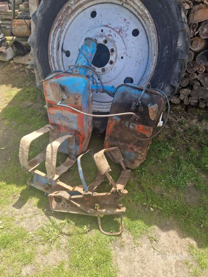 Mtz razdatkė ir kitos dalys - nuotraukos Nr. 3