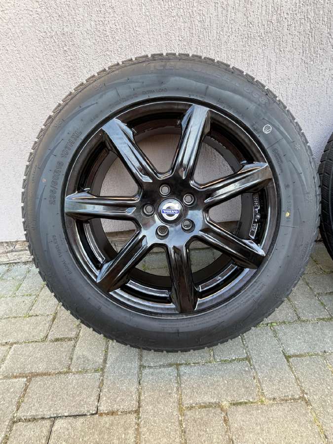 R18 lieti ratlankiai su žieminėmis padangomis - nuotraukos Nr. 2