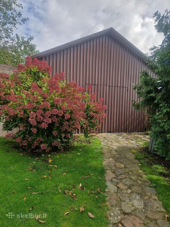 Namas miesto centre prie upės - nuotraukos Nr. 9