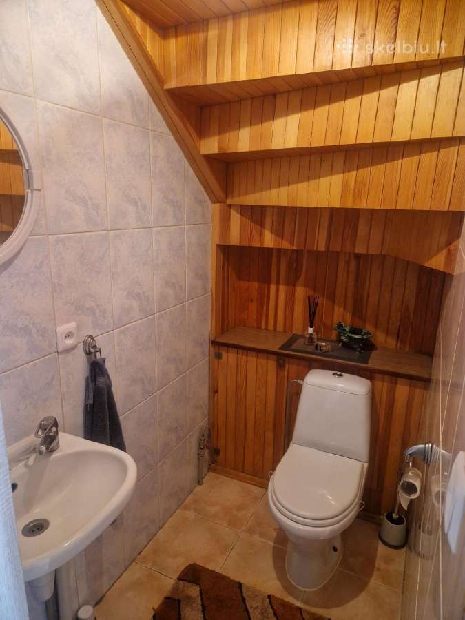 Namas miesto centre prie upės - nuotraukos Nr. 23