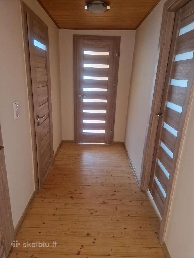 Namas miesto centre prie upės - nuotraukos Nr. 27