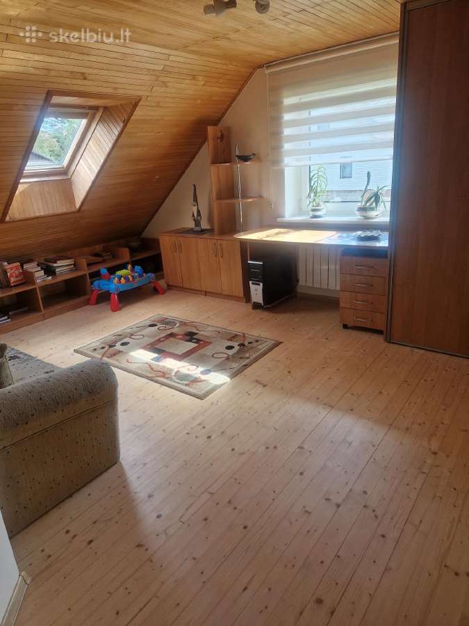 Namas miesto centre prie upės - nuotraukos Nr. 32