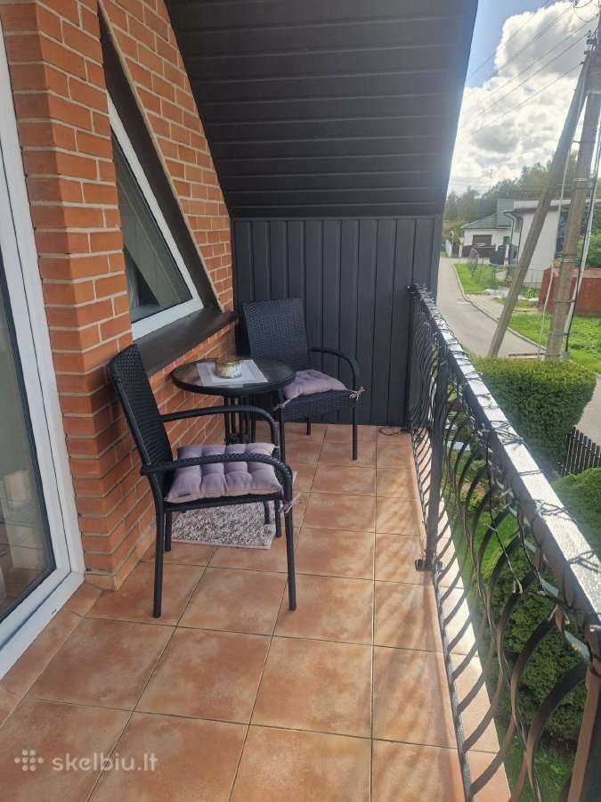 Namas miesto centre prie upės - nuotraukos Nr. 35