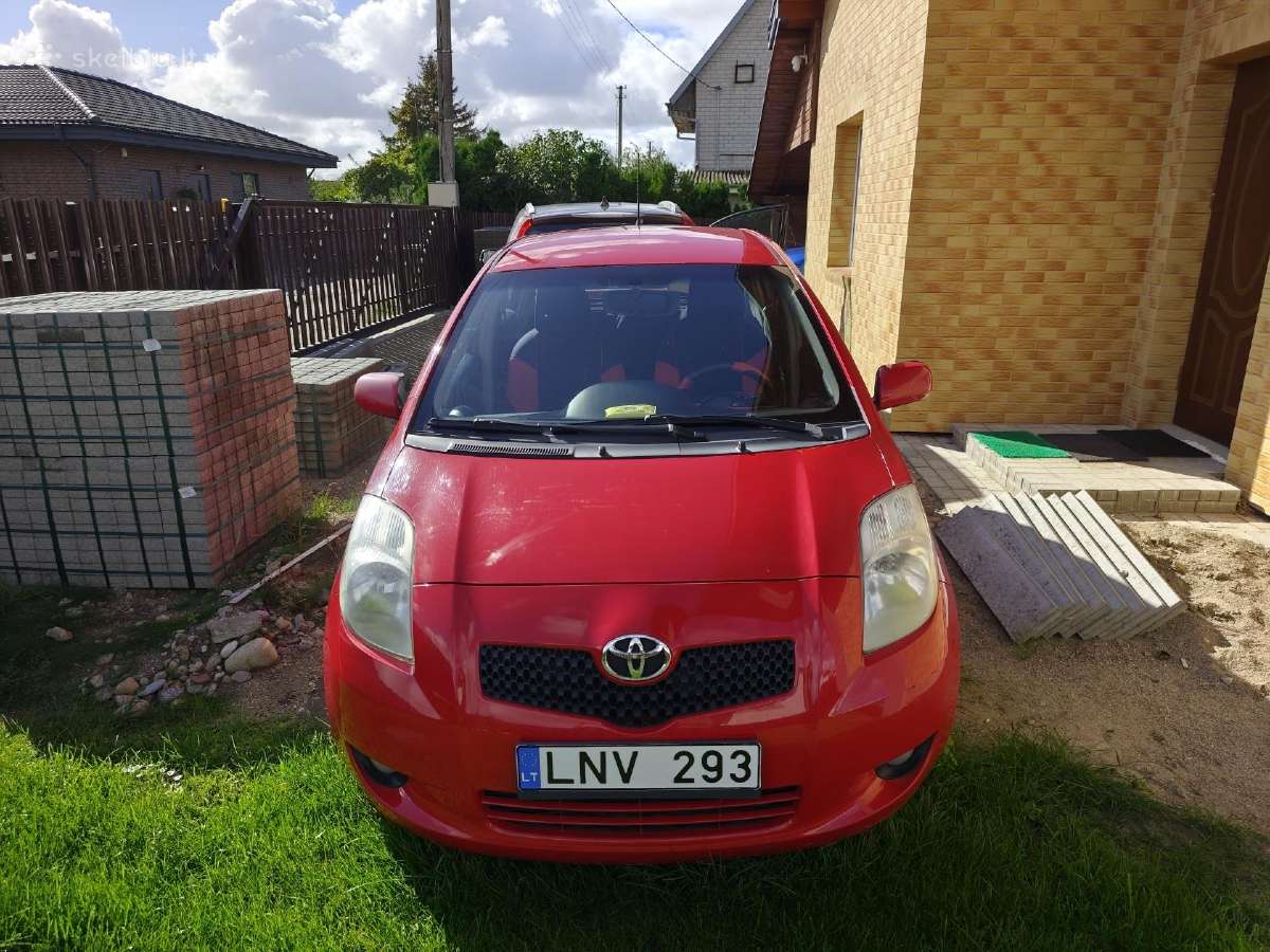 Parduodu Toyota yaris - nuotraukos Nr. 2