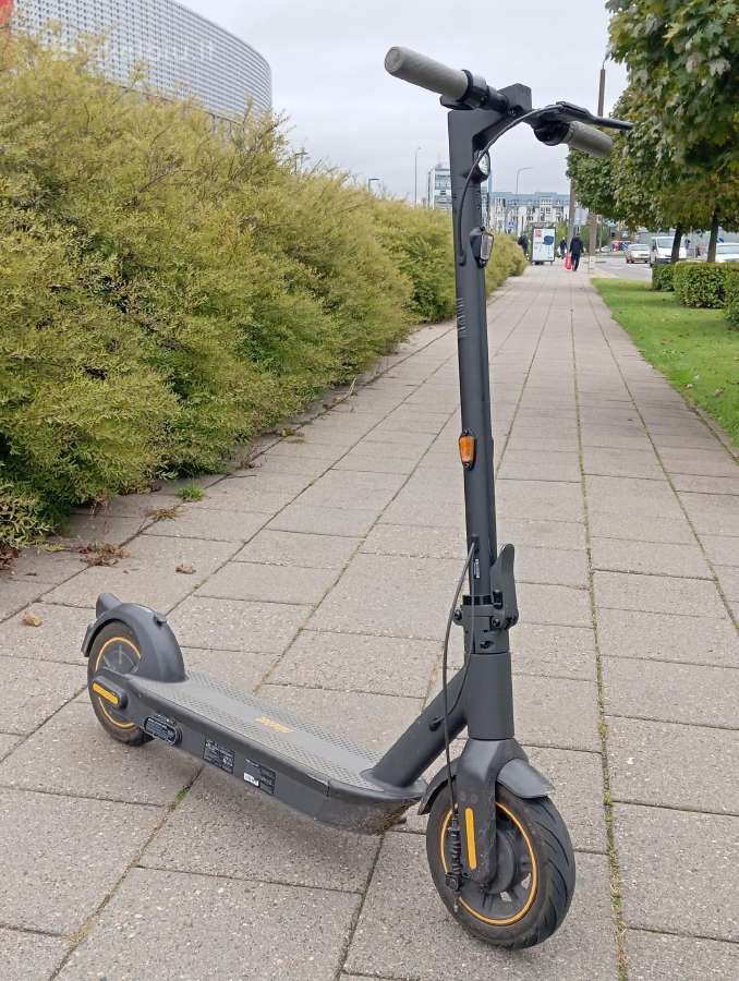 Su dokumentais Ninebot max G30,38km/h važiuoja - nuotraukos Nr. 6