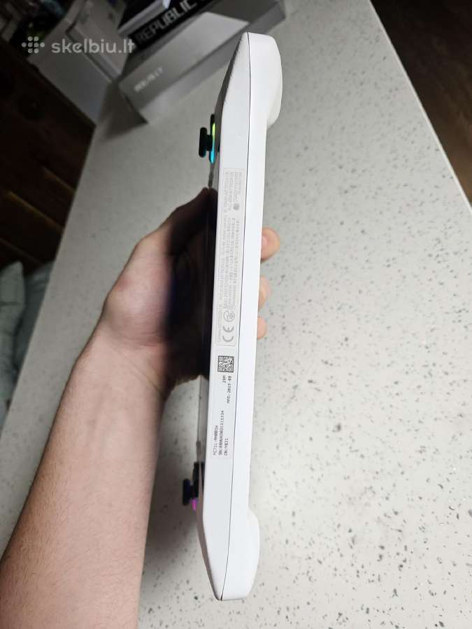 Asus Rog Ally Z1 Extreme - nuotraukos Nr. 5