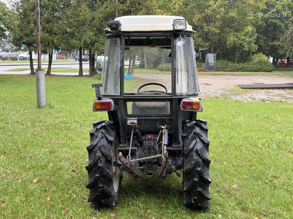 Traktorius Kubota Gl268d su kabina - greitaeigis! - nuotraukos Nr. 6