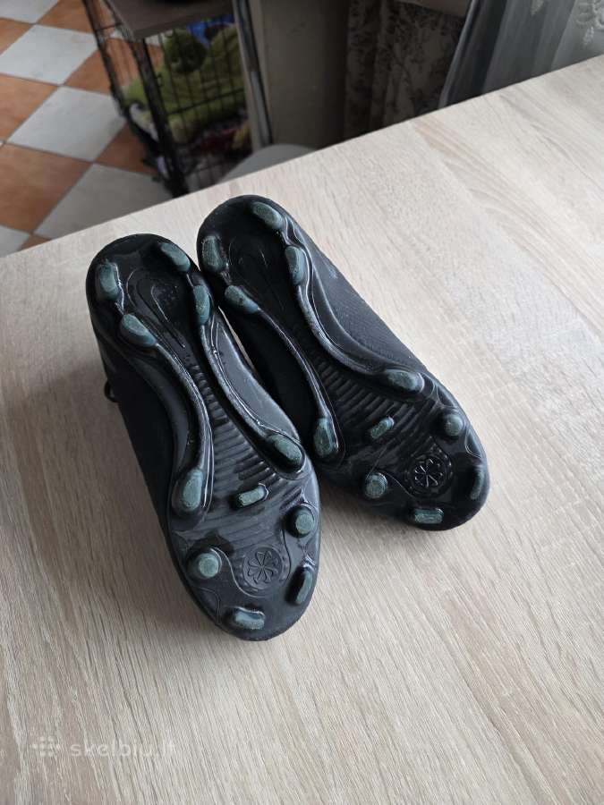 Vaikiški futbolo batai Nike - nuotraukos Nr. 2