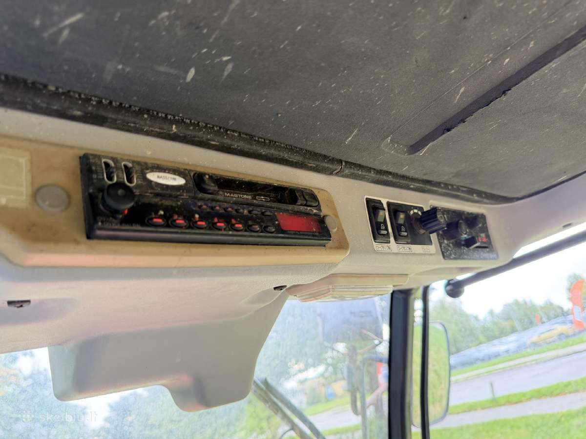 Traktorius Yanmar Af-33 su kabina (33 Ag) - nuotraukos Nr. 11
