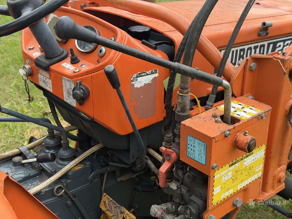 Traktorius Kubota L2201g su frontaliniu (22 Ag) - nuotraukos Nr. 8