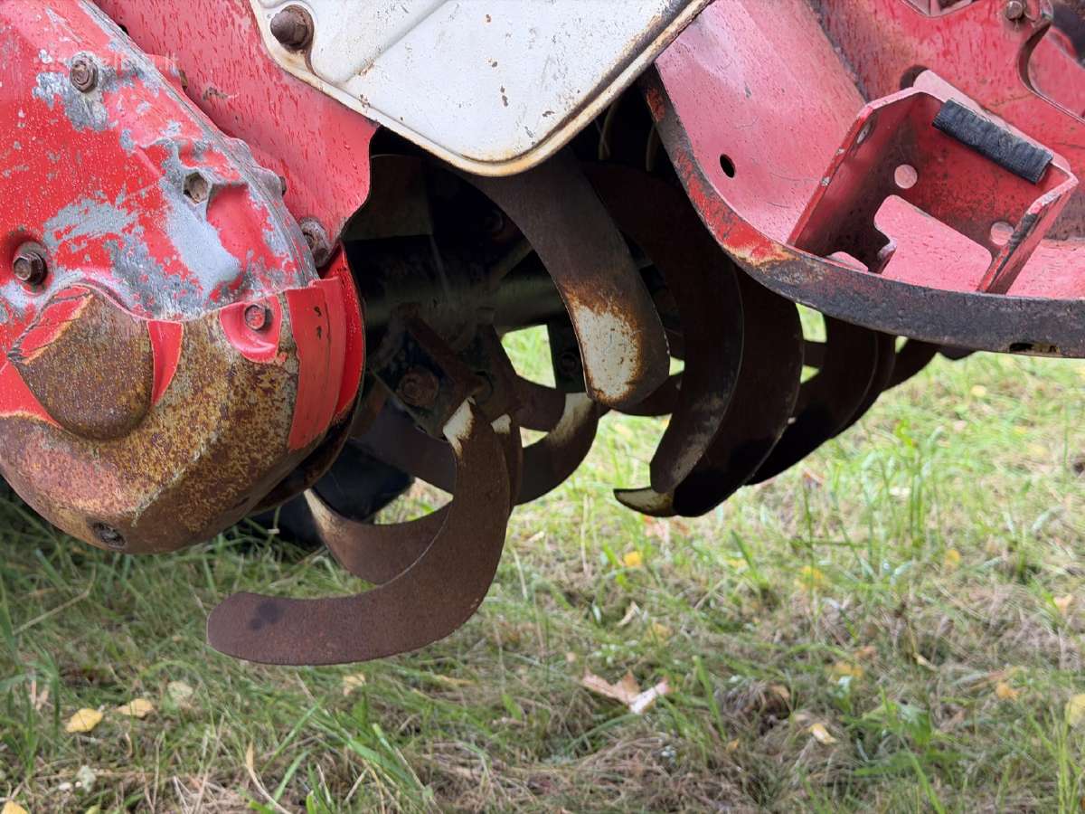 Traktorius Yanmar Af-250 su kabina (25 Ag) - nuotraukos Nr. 10
