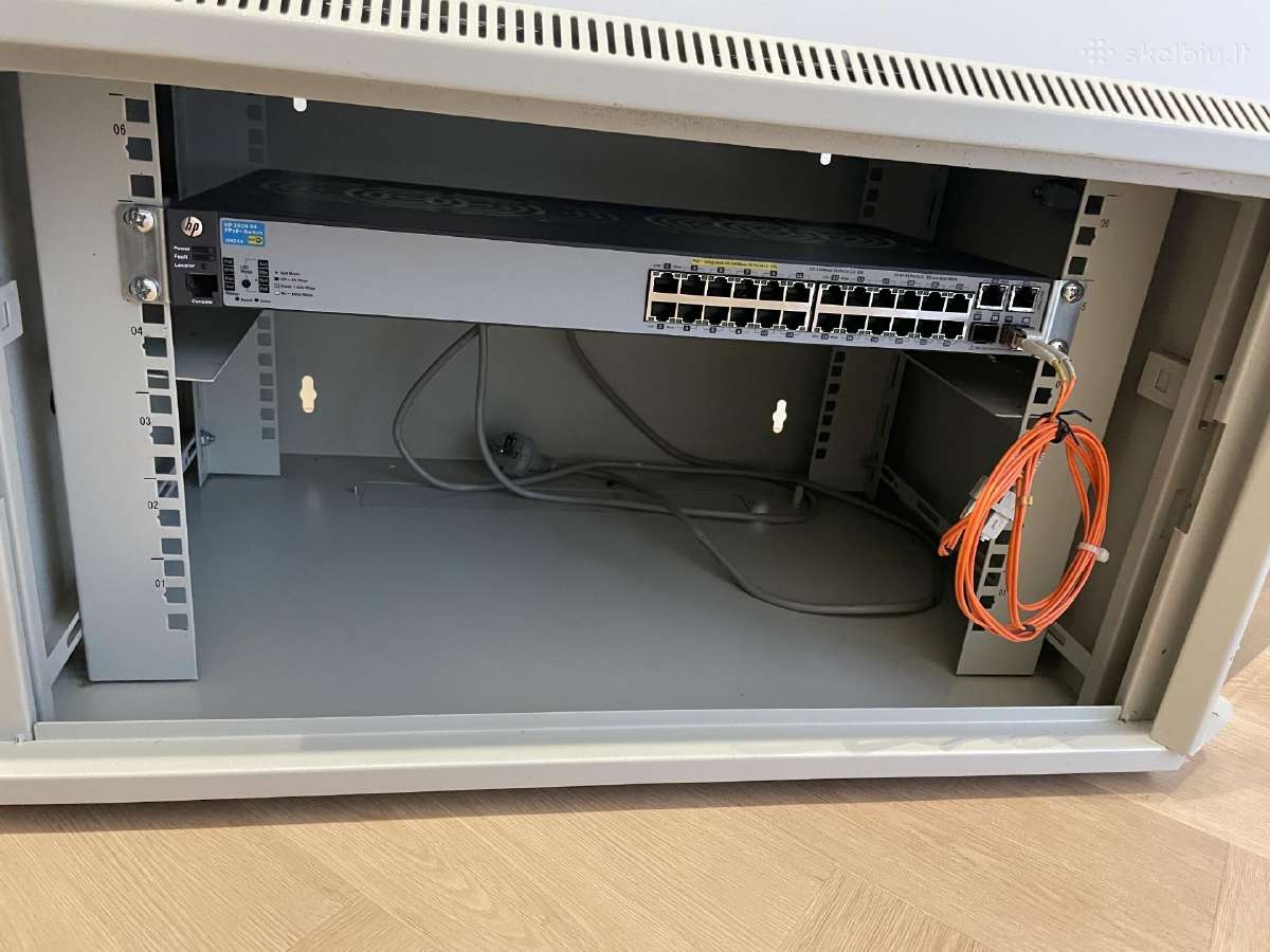 Komutacinė spinta ir poe switch - nuotraukos Nr. 3