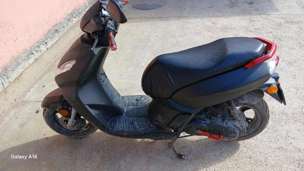 Sveiki parduotu motorolerį - nuotraukos Nr. 3