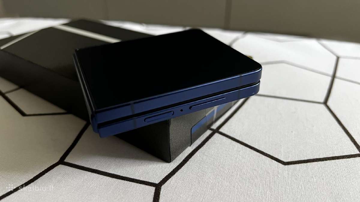 Samsung Galaxy Z Flip 7 512 GB Blue Shadow - nuotraukos Nr. 4