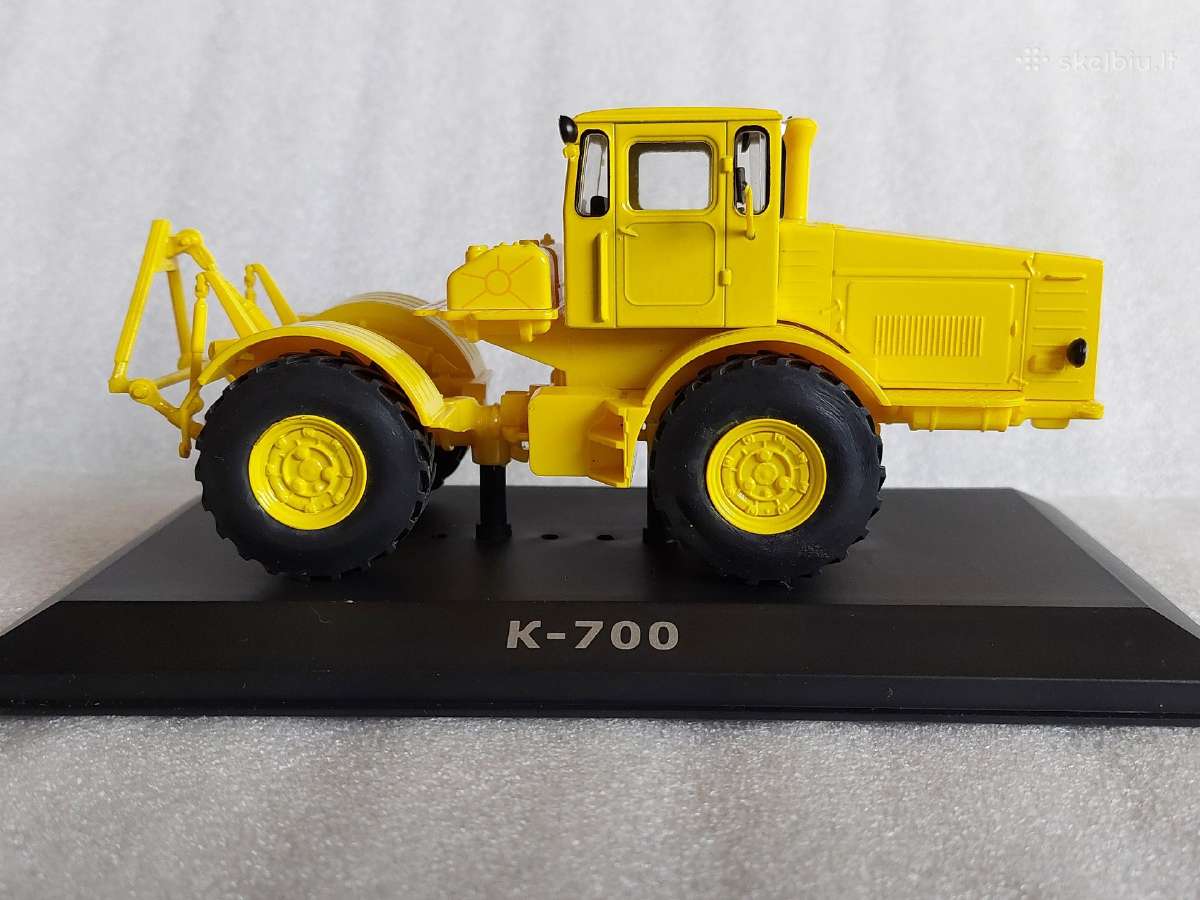 K-700 Kirovec - nuotraukos Nr. 2
