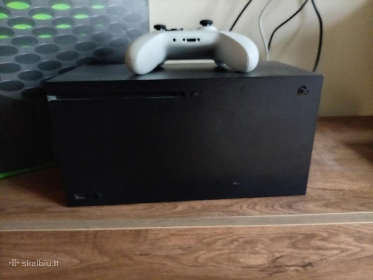 Naudotas Xbox series X su 5 žaidimo diskais - nuotraukos Nr. 2