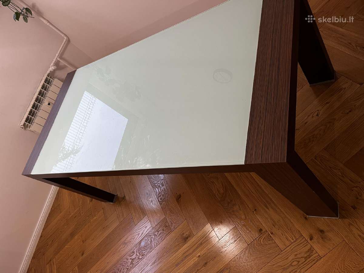 Atiduodu stala skubiai - nuotraukos Nr. 2