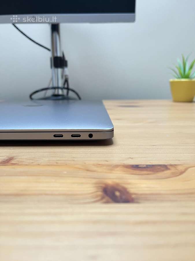 MacBook Pro 2019 16in 512gb Retina (mazai ciklu) - nuotraukos Nr. 8