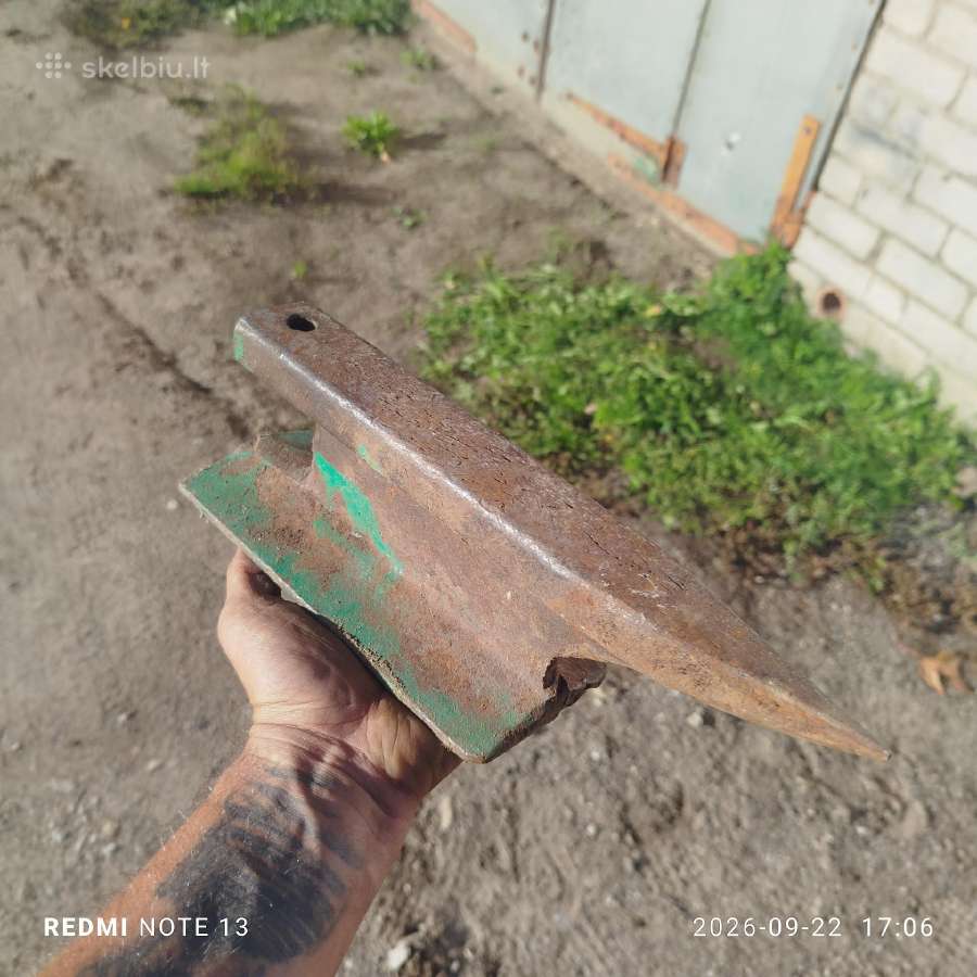 Metalo tekinimo-frezavimo-grezimo stakles - nuotraukos Nr. 38