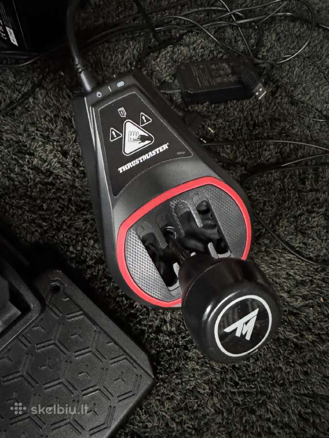 Thrustmaster T128 su Th8s pavarų priedu - nuotraukos Nr. 4