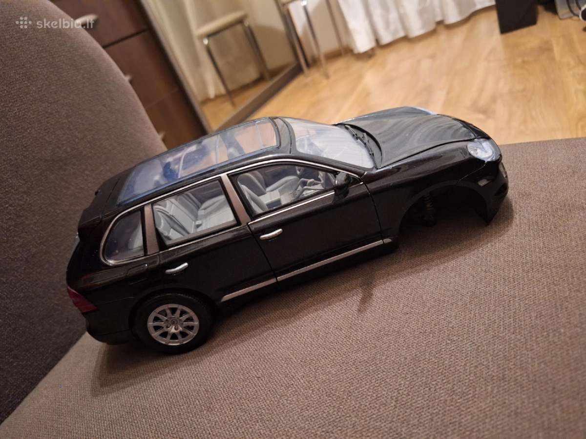 Porshche cayenne 1:18 - nuotraukos Nr. 3