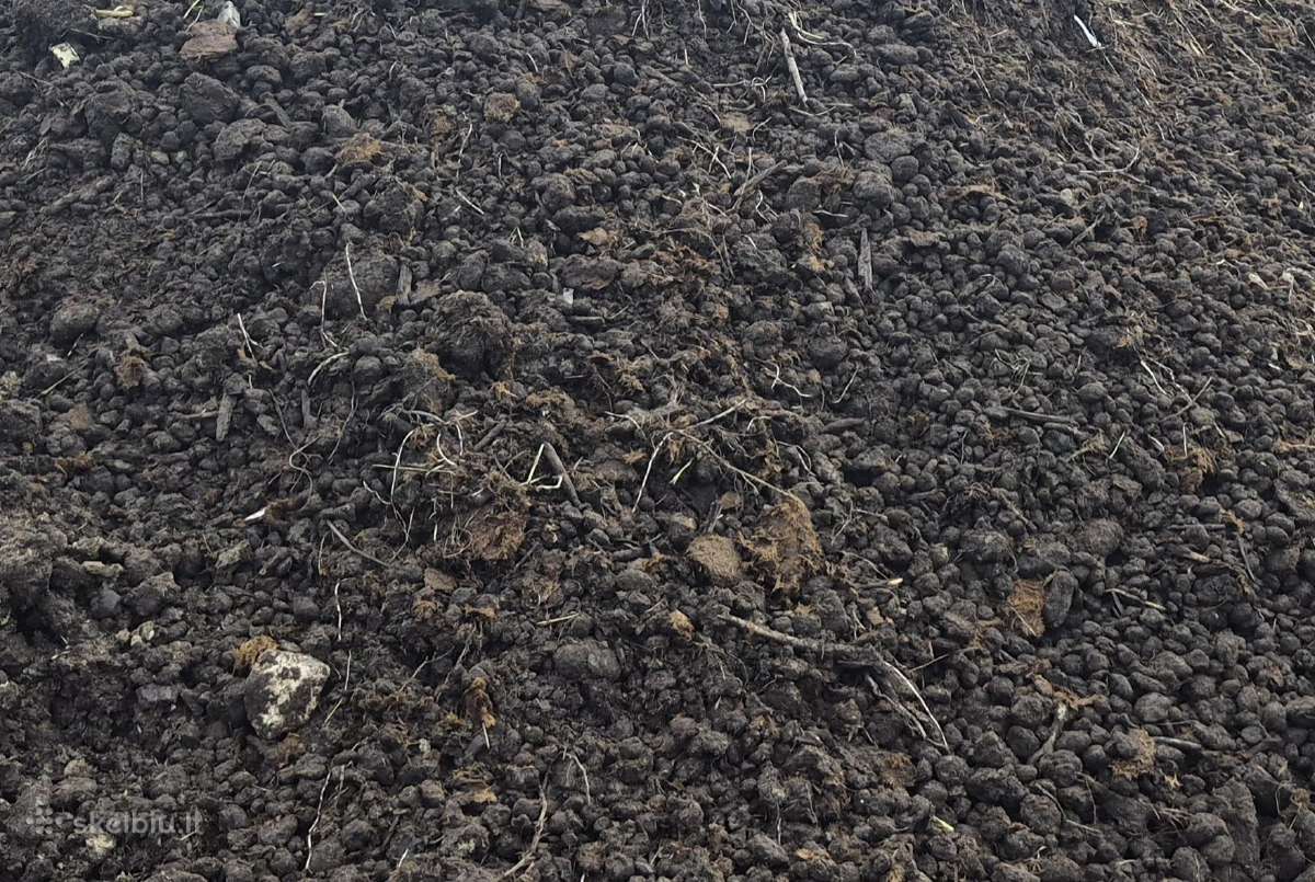 Juodžemis zemes sklypo pakelimui pigi zeme gruntas - nuotraukos Nr. 2
