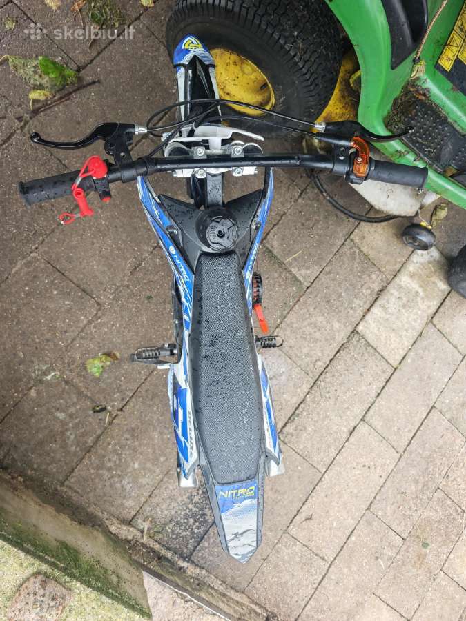 Vaikiškas motocrosinis krosinis ir šalmas - nuotraukos Nr. 3