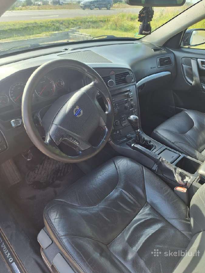 Parduodamas Volvo V70 automobilis - nuotraukos Nr. 3