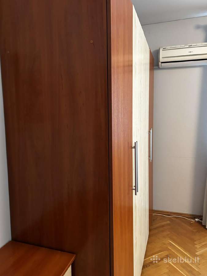 Parduodu Miegamojo baldų komplektą - nuotraukos Nr. 13