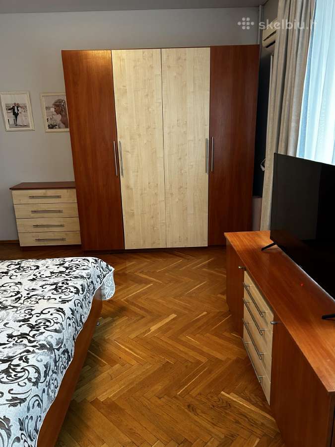 Parduodu Miegamojo baldų komplektą - nuotraukos Nr. 18
