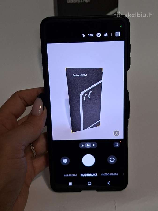 Samsung Z Flip 7 - nuotraukos Nr. 5