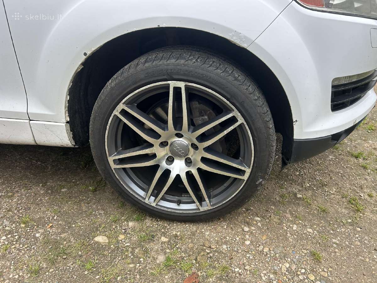 Audi Q7 Ratlankiai R21 5x130 Padangos 295/35 - nuotraukos Nr. 5