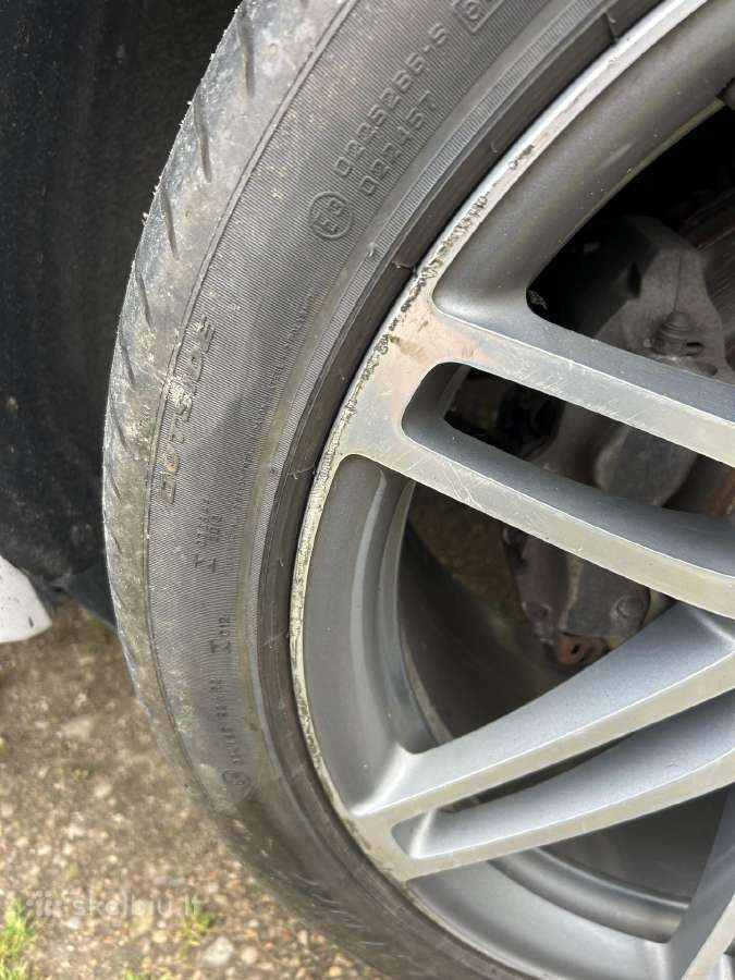 Audi Q7 Ratlankiai R21 5x130 Padangos 295/35 - nuotraukos Nr. 3