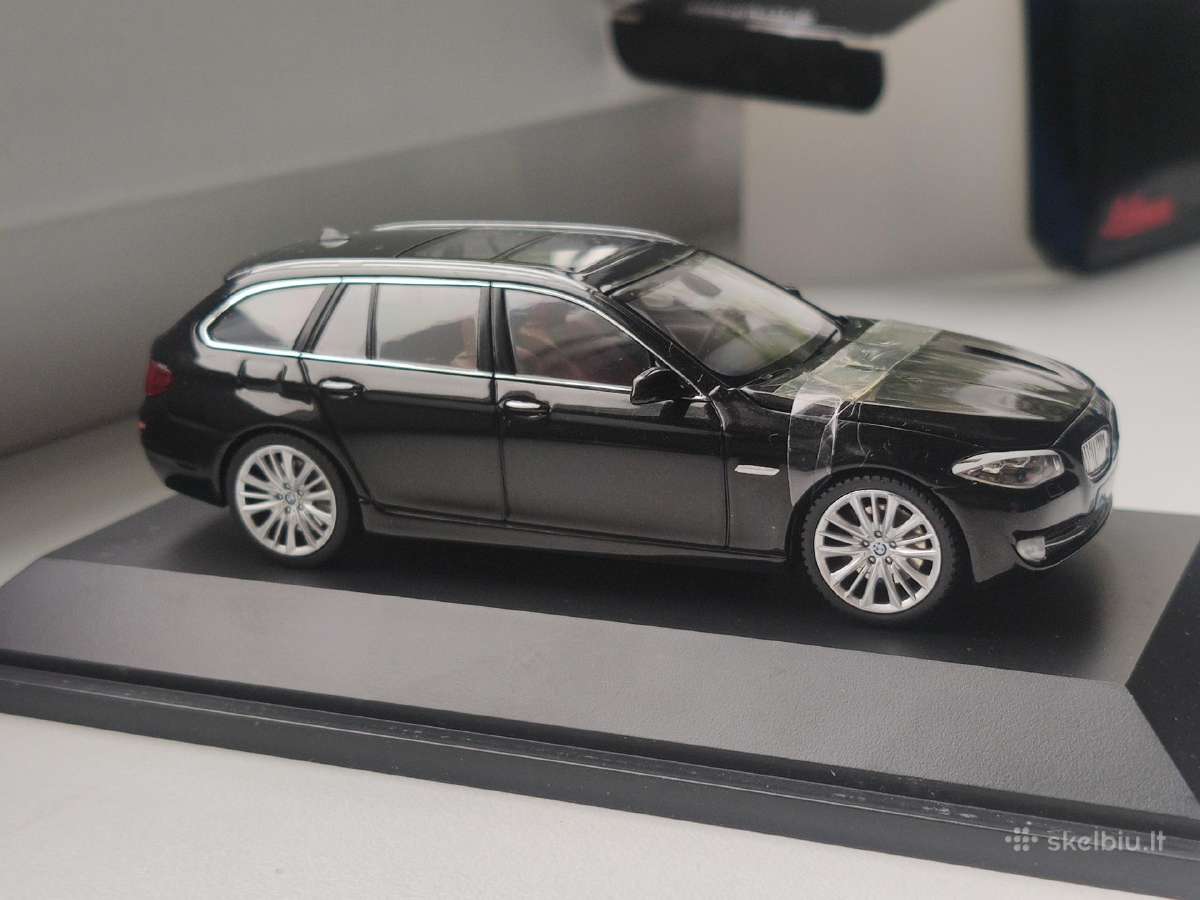 1:43 bmw f11 550i Schuco - nuotraukos Nr. 7